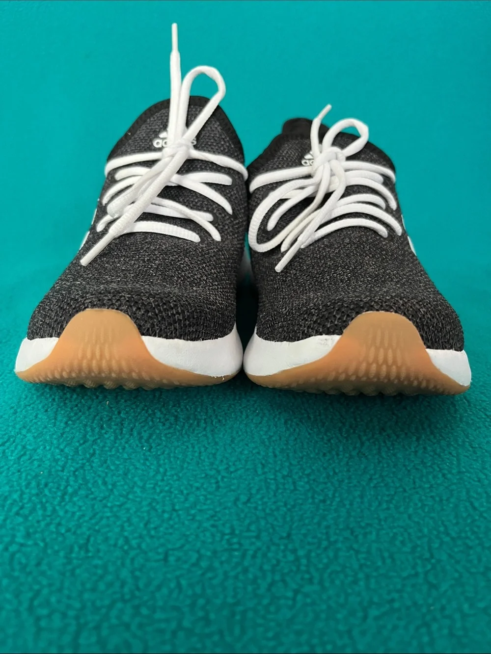 adidas Women's Cloudfoam Plus Black Knit Sneakers with White Laces Size 10
